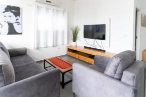 Ziv Apartments - Hayarkon 196